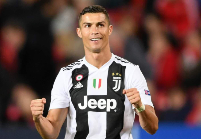 米兰14轮意甲被判5点球，与乌迪内斯并列最多（意甲14轮战罢，米兰获判5次点球，与乌迪内斯并列第一）